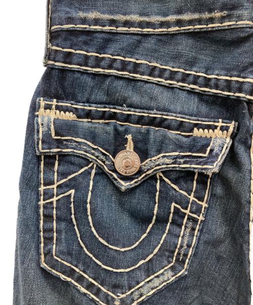 TRUE RELIGION（トゥルー レリジョン）TRUE RELIGION (トゥルー レリジョン) JOEY SUPER T/フレアデニムパンツ インディゴ サイズ:29の古着・服飾アイテム