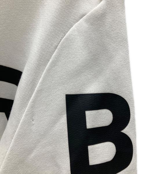 BURBERRY LONDON（バーバリーロンドン）BURBERRY LONDON (バーバリーロンドン) ホースフェリープリントプルオーバーパーカー ホワイト サイズ:Mの古着・服飾アイテム