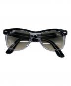 RAY-BANレイバン）の古着「WAYFARER/サングラス」