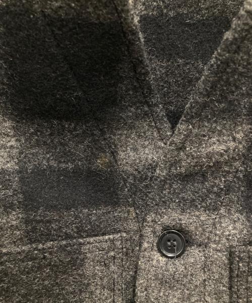 FILSON GARMENT（フィルソン ガーメント）FILSON GARMENT (フィルソン ガーメント) Mackinaw Wool Vest グレー×ブラック サイズ:44の古着・服飾アイテム