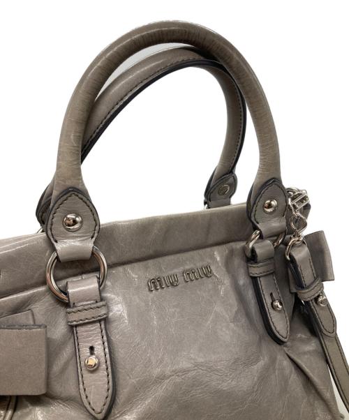 MIU MIU（ミュウミュウ）MIU MIU (ミュウミュウ) VITELLO LUX2WAYショルダーバッグ ブラウンの古着・服飾アイテム