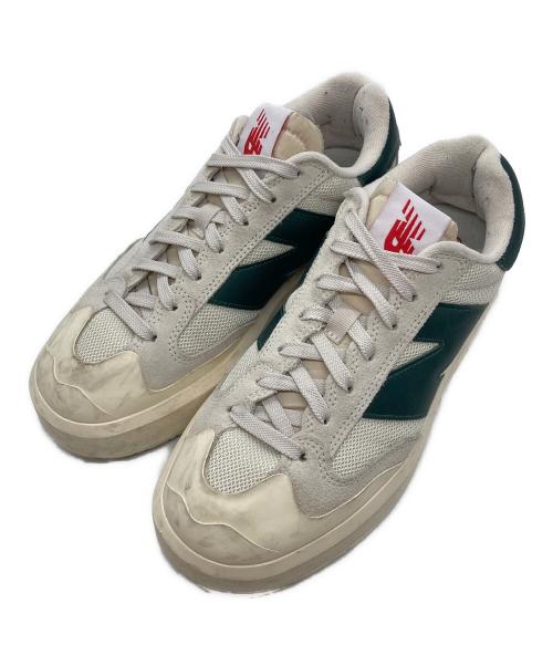 NEW BALANCE（ニューバランス）NEW BALANCE (ニューバランス) スニーカー ホワイト×グリーン サイズ:26.5の古着・服飾アイテム