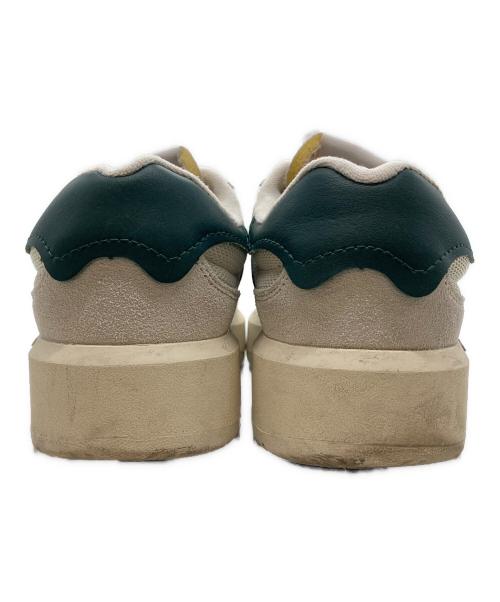 NEW BALANCE（ニューバランス）NEW BALANCE (ニューバランス) スニーカー ホワイト×グリーン サイズ:26.5の古着・服飾アイテム