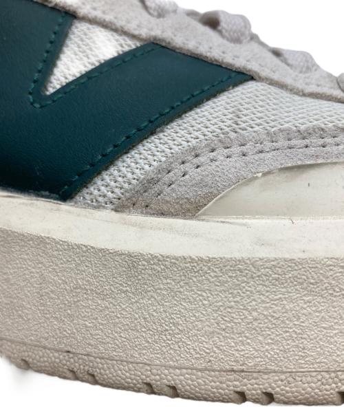NEW BALANCE（ニューバランス）NEW BALANCE (ニューバランス) スニーカー ホワイト×グリーン サイズ:26.5の古着・服飾アイテム