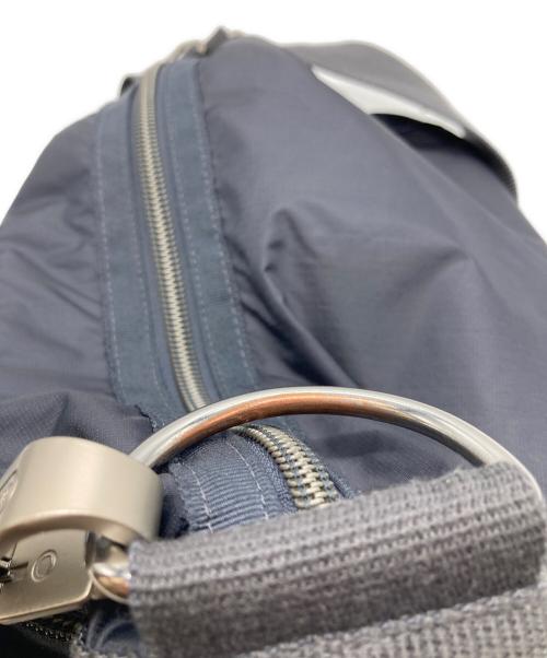 LeSportsac（レスポートサック）LeSportsac (レスポートサック) ショルダーバッグ グレーの古着・服飾アイテム