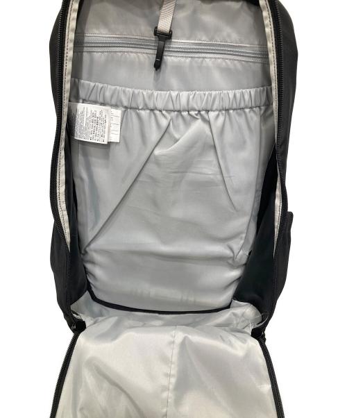 ARC'TERYX（アークテリクス）ARC'TERYX (アークテリクス) MANTIS 26L BACKPACK/バックパック ブラックの古着・服飾アイテム