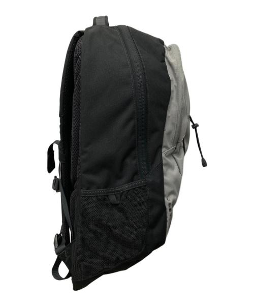 THE NORTH FACE（ザ ノース フェイス）THE NORTH FACE (ザ ノース フェイス) JESTER/バックパック グレー 未使用品の古着・服飾アイテム
