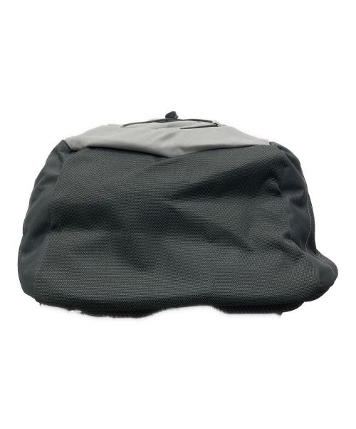 THE NORTH FACE（ザ ノース フェイス）THE NORTH FACE (ザ ノース フェイス) JESTER/バックパック グレー 未使用品の古着・服飾アイテム