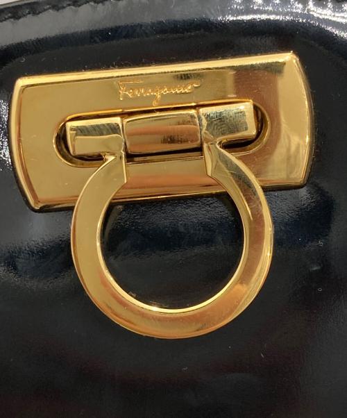 Salvatore Ferragamo（サルヴァトーレ フェラガモ）Salvatore Ferragamo (サルヴァトーレ フェラガモ) ガンチーニチェーンショルダーバッグ ブラックの古着・服飾アイテム