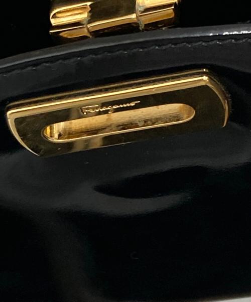 Salvatore Ferragamo（サルヴァトーレ フェラガモ）Salvatore Ferragamo (サルヴァトーレ フェラガモ) ガンチーニチェーンショルダーバッグ ブラックの古着・服飾アイテム