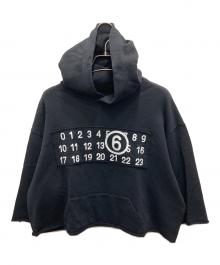 MM6 Maison Margiela（エムエムシックスメゾンマルジェラ）の古着「ロゴフーデッドパーカー」｜ブラック