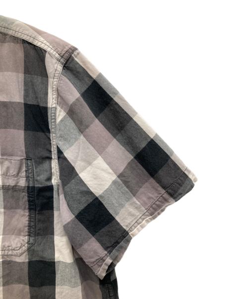 CarHartt（カーハート）CarHartt (カーハート) 半袖シャツ グレー サイズ:XLの古着・服飾アイテム
