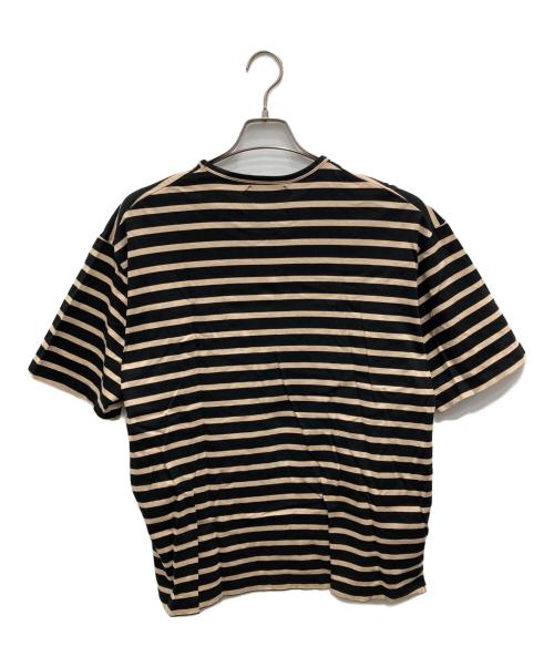 AUBERGE（オーベルジュ）AUBERGE (オーベルジュ) ボーダーポケットTシャツ ブラック×ベージュ サイズ:44の古着・服飾アイテム