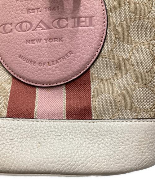 COACH（コーチ）COACH (コーチ) Dempsey Drawstring Bucket Bag ベージュの古着・服飾アイテム