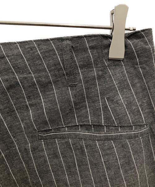 JOURNAL STANDARD（ジャーナルスタンダード）JOURNAL STANDARD (ジャーナルスタンダード) リネン ポリ ストライプ オーバー パンツ グレー サイズ:Mの古着・服飾アイテム
