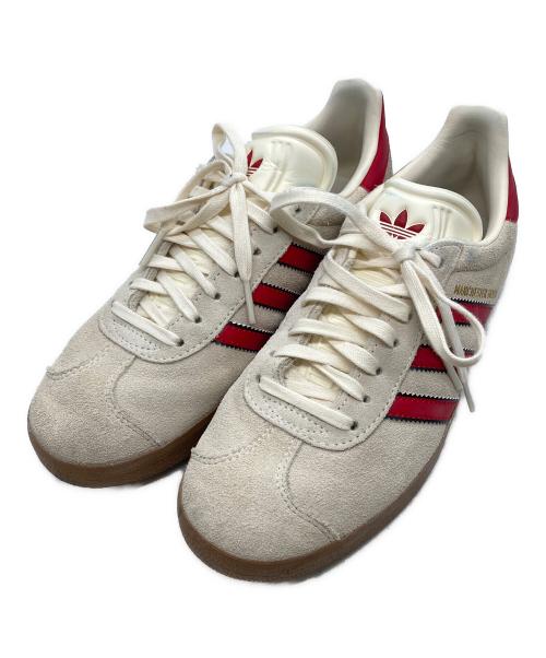 adidas（アディダス）adidas (アディダス) Manchester United (マンチェスターユナイテッド) Gazelle Terrace ベージュ サイズ:23.5の古着・服飾アイテム