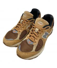NEW BALANCE（ニューバランス）の古着「M2002Rスニーカー」｜ブラウン