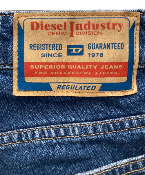 DIESEL（ディーゼル）DIESEL (ディーゼル) デニムハーフパンツ ブルー サイズ:W27の古着・服飾アイテム