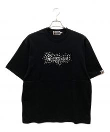 A BATHING APE（アベイシングエイプ）の古着「STUDS BAPEOGO RELAXED FIT TEE/スタッズ ベイプ ロゴ リラックス フィット ティー」｜ブラック