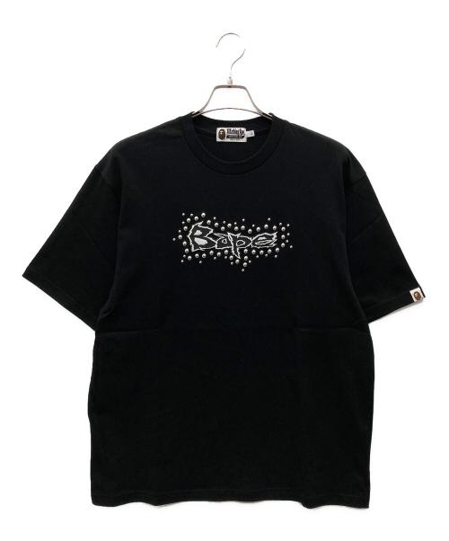 A BATHING APE（アベイシングエイプ）A BATHING APE (アベイシングエイプ) STUDS BAPEOGO RELAXED FIT TEE/スタッズ ベイプ ロゴ リラックス フィット ティー ブラック サイズ:Lの古着・服飾アイテム