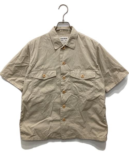 YAECA LIKE WEAR（ヤエカライクウェア）YAECA LIKE WEAR (ヤエカライクウェア) ベイカーS/Sシャツ ベージュ サイズ:Mの古着・服飾アイテム