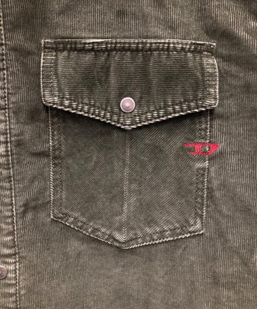 DIESEL（ディーゼル）DIESEL (ディーゼル) D-OCEAN/コーデュロイシャツ オリーブ サイズ:XLの古着・服飾アイテム