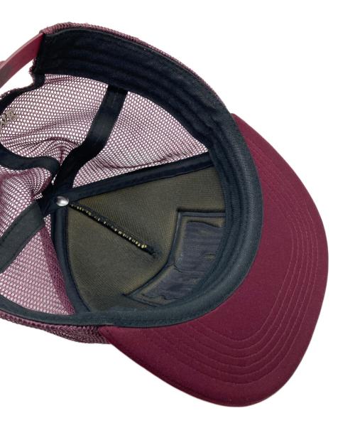 SUPREME（シュプリーム）SUPREME (シュプリーム) stamped mesh back 5-panel maroon/スタンプロゴ メッシュ バック ファイブパネル マルーン レッドの古着・服飾アイテム
