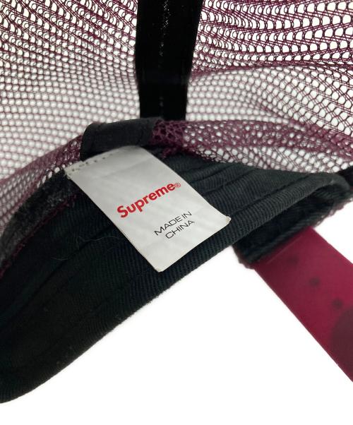 SUPREME（シュプリーム）SUPREME (シュプリーム) stamped mesh back 5-panel maroon/スタンプロゴ メッシュ バック ファイブパネル マルーン レッドの古着・服飾アイテム