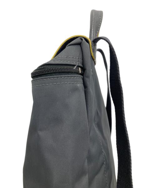 LONGCHAMP（ロンシャン）LONGCHAMP (ロンシャン) プリアージュリュック グレーの古着・服飾アイテム