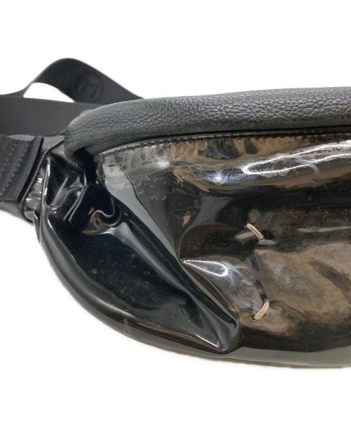 Maison Margiela（メゾンマルジェラ）Maison Margiela (メゾンマルジェラ) Crossbody Bag/ウエストバッグ/クロスボディ バッグ ブラックの古着・服飾アイテム