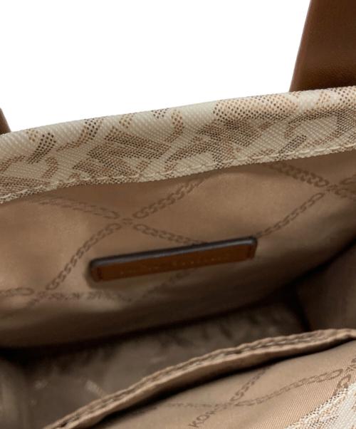 MICHAEL KORS（マイケルコース）MICHAEL KORS (マイケルコース) GIGI エンパイア シグネチャーロゴ ショッパートート ベージュの古着・服飾アイテム