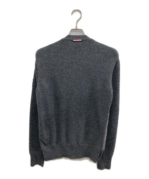 MONCLER GAMME BLEU（モンクレール ガム ブルー）MONCLER GAMME BLEU (モンクレール ガム ブルー) MAGLIONE TRICOT CARDIGAN/カーディガン/マリオーネ トリコ カーディガン グレー サイズ:Ｓの古着・服飾アイテム