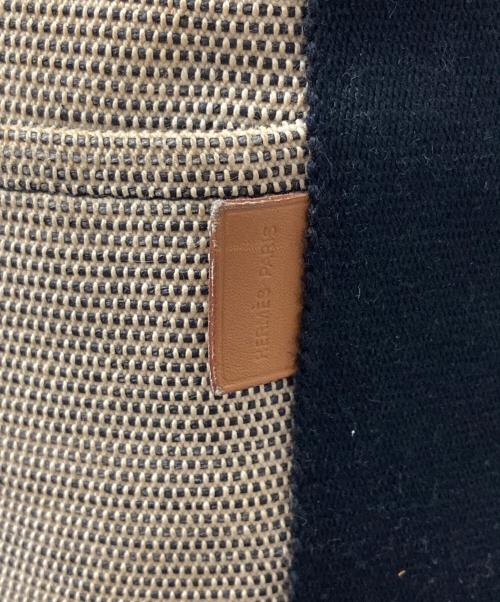 HERMES（エルメス）HERMES (エルメス) サクソーMM/トートバッグ ベージュ×ブラックの古着・服飾アイテム