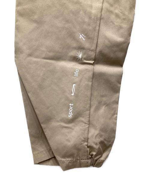 NIKE（ナイキ）NIKE (ナイキ) RPL マイラー SPNT フーディ ジャケット ベージュ サイズ:S 未使用品の古着・服飾アイテム