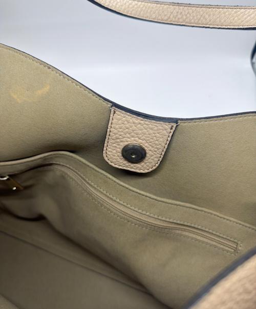 FURLA（フルラ）FURLA (フルラ) DAFNE S HOBO/ダフネ エス ホーボー ベージュの古着・服飾アイテム