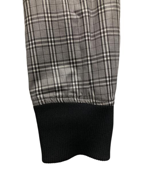 BURBERRY BLACK LABEL（バーバリーブラックレーベル）BURBERRY BLACK LABEL (バーバリーブラックレーベル) リバーシブルジャケット ブラック×グレー サイズ:Lの古着・服飾アイテム