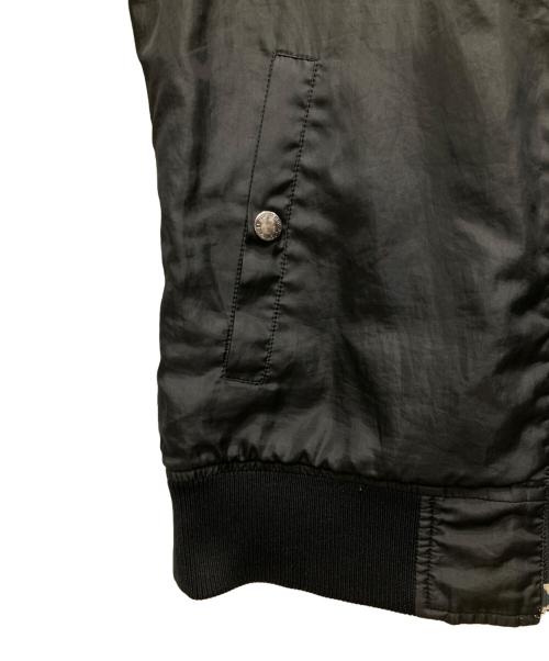BURBERRY BLACK LABEL（バーバリーブラックレーベル）BURBERRY BLACK LABEL (バーバリーブラックレーベル) リバーシブルジャケット ブラック×グレー サイズ:Lの古着・服飾アイテム