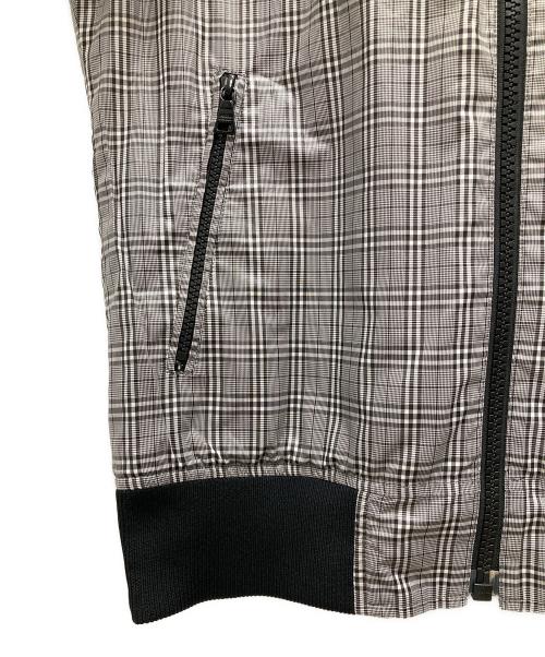 BURBERRY BLACK LABEL（バーバリーブラックレーベル）BURBERRY BLACK LABEL (バーバリーブラックレーベル) リバーシブルジャケット ブラック×グレー サイズ:Lの古着・服飾アイテム