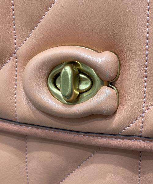 COACH（コーチ）COACH (コーチ) Pillow Madison Shoulder Bag/ピロー マディソン ショルダー バッグ コーラルピンクの古着・服飾アイテム