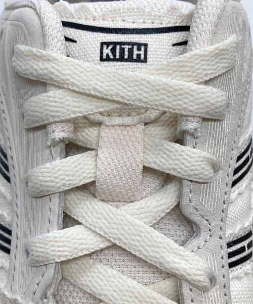 asics（アシックス）asics (アシックス) KITH (キス) カプコン (カプコン) Gel-Kayano 14/ゲルカヤノ　14  ホワイト サイズ:27.0の古着・服飾アイテム
