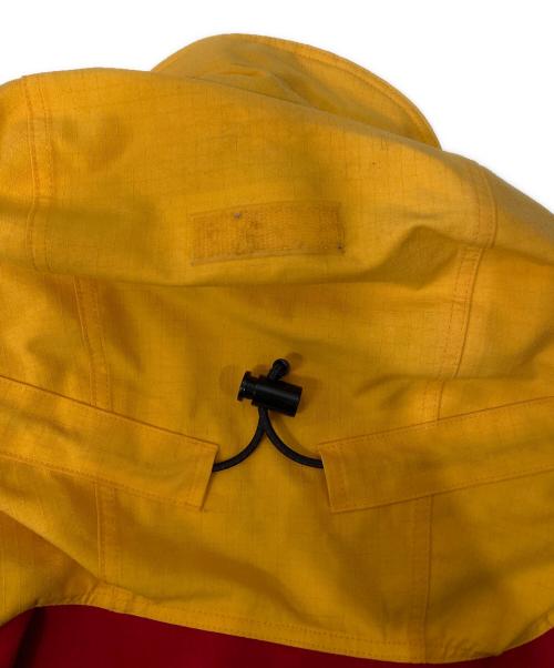THE NORTH FACE（ザ ノース フェイス）THE NORTH FACE (ザ ノース フェイス) 90'sゴアテックスマウンテンパーカー レッド×イエロー サイズ:Mの古着・服飾アイテム