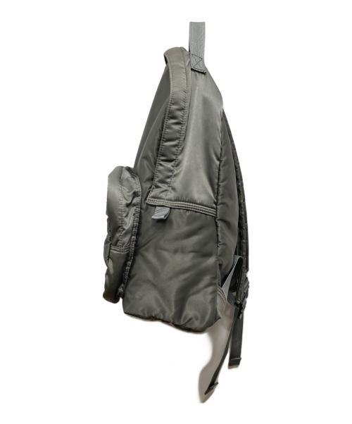 PORTER（ポーター）PORTER (ポーター) DAYPACK/デイパック グレーの古着・服飾アイテム