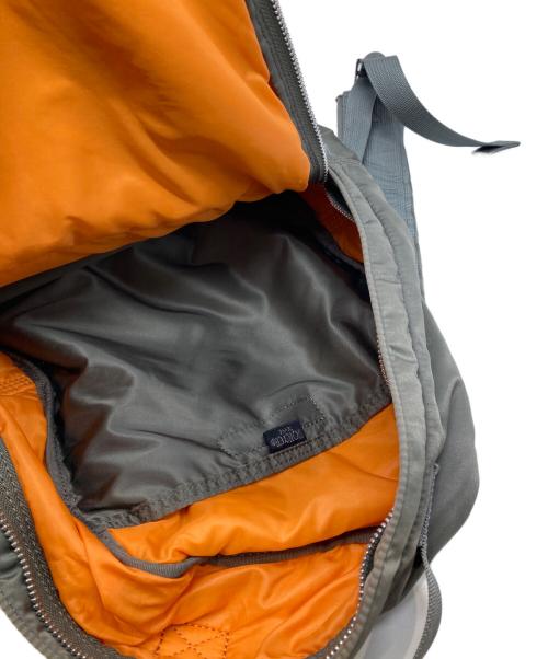 PORTER（ポーター）PORTER (ポーター) DAYPACK/デイパック グレーの古着・服飾アイテム