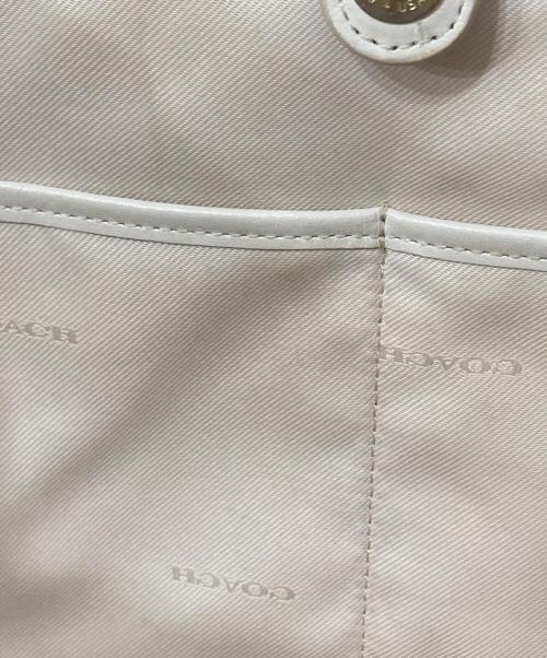 COACH（コーチ）COACH (コーチ) クロスビー キャリーオールバッグ ベージュの古着・服飾アイテム