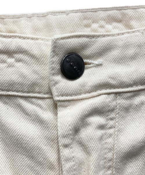 YCHAI（イカイ）YCHAI (イカイ) デニムパンツ アイボリー サイズ:30の古着・服飾アイテム