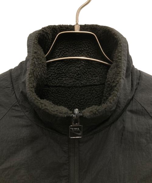 NIKE（ナイキ）NIKE (ナイキ) atmos (アトモス) BIG SWOOSH BOA REVERSIBLE JKT/ビッグ スウッシュ ボア リバーシブル ジャケット ブラック サイズ:Mの古着・服飾アイテム