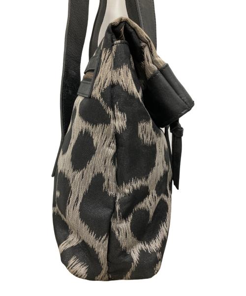 Vivienne Westwood（ヴィヴィアンウエストウッド）Vivienne Westwood (ヴィヴィアンウエストウッド) フラップトートバッグ ブラック×グレーの古着・服飾アイテム