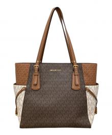 MICHAEL KORS（マイケルコース）の古着「VOYAGER PVC EW シグネチャー トートバッグ」｜ブラウン×ベージュ