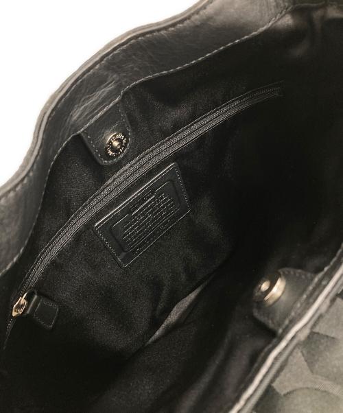 COACH（コーチ）COACH (コーチ) キャンベル シグネチャー ホーボー ブラックの古着・服飾アイテム