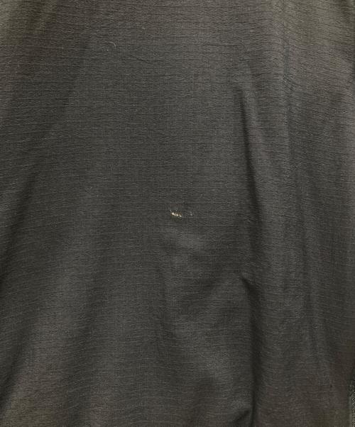 ARC'TERYX（アークテリクス）ARC'TERYX (アークテリクス) ATOM AR HOODY/アトムARフーディ ネイビー サイズ:Lの古着・服飾アイテム
